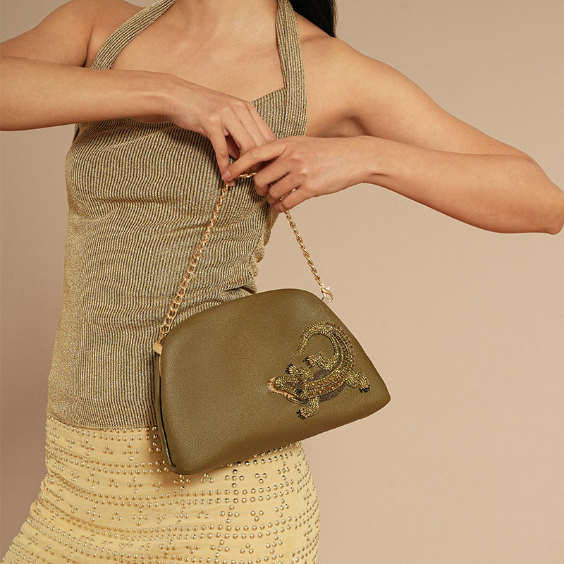 Alligator Clutch