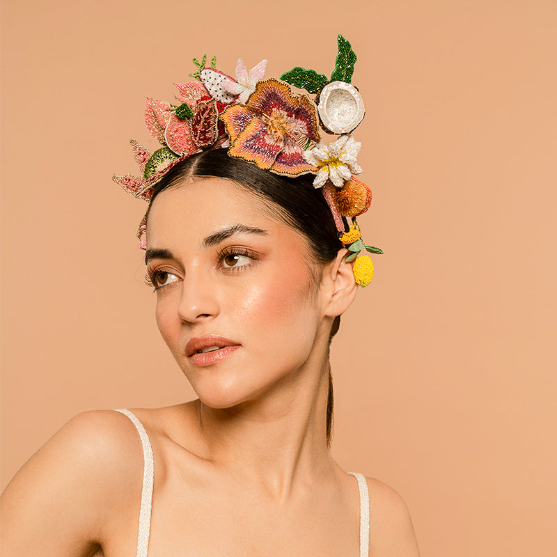 Model wearing our Deepa by Deepa Gurnani Handmade Delicacy Headband